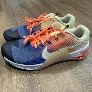Nike Metcon 7 AMP Gym Training Shoe Multi-Color White DM0259-900 Men’s
Sz 10